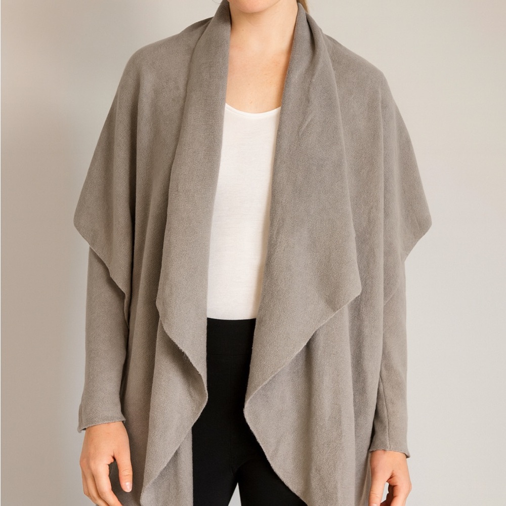 Look Gray Women's Open Front Cardigan Sweater. On size.